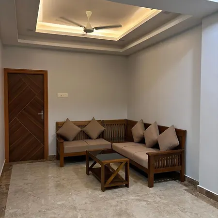Srirangam Nandavanam Service Apartments Tiruchirappalli Exterior photo