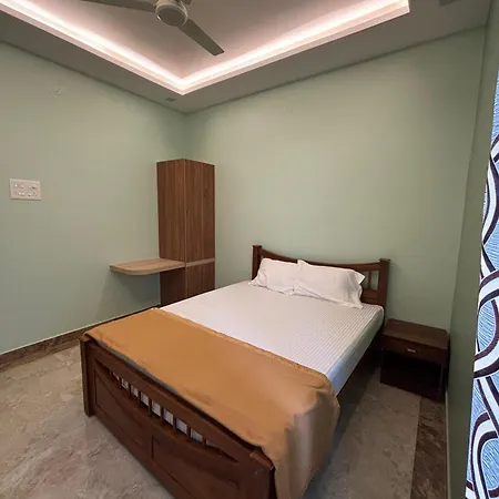 Srirangam Nandavanam Service Apartments Tiruchirappalli Exterior photo
