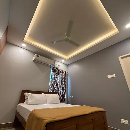 Srirangam Nandavanam Service Apartments Tiruchirappalli Exterior photo