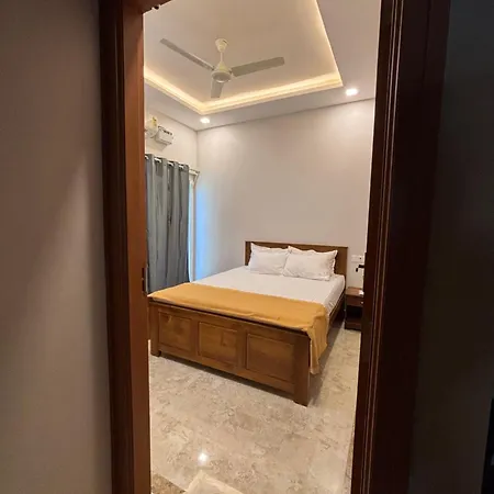 Srirangam Nandavanam Service Apartments Tiruchirappalli Exterior photo