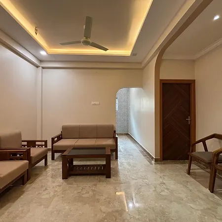 Srirangam Nandavanam Service Apartments Tiruchirappalli Exterior photo