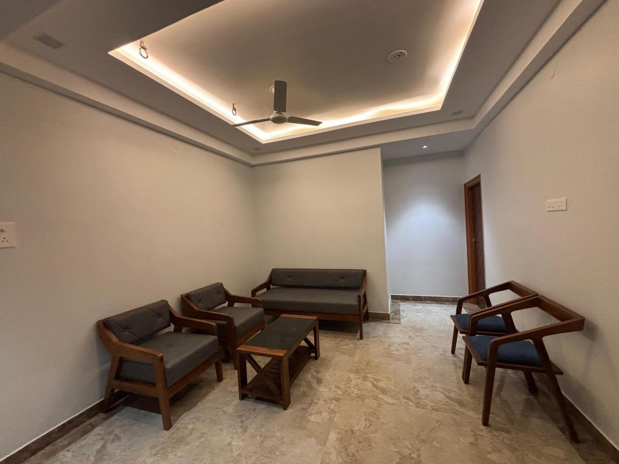 Apartment Srirangam Nandavanam Service