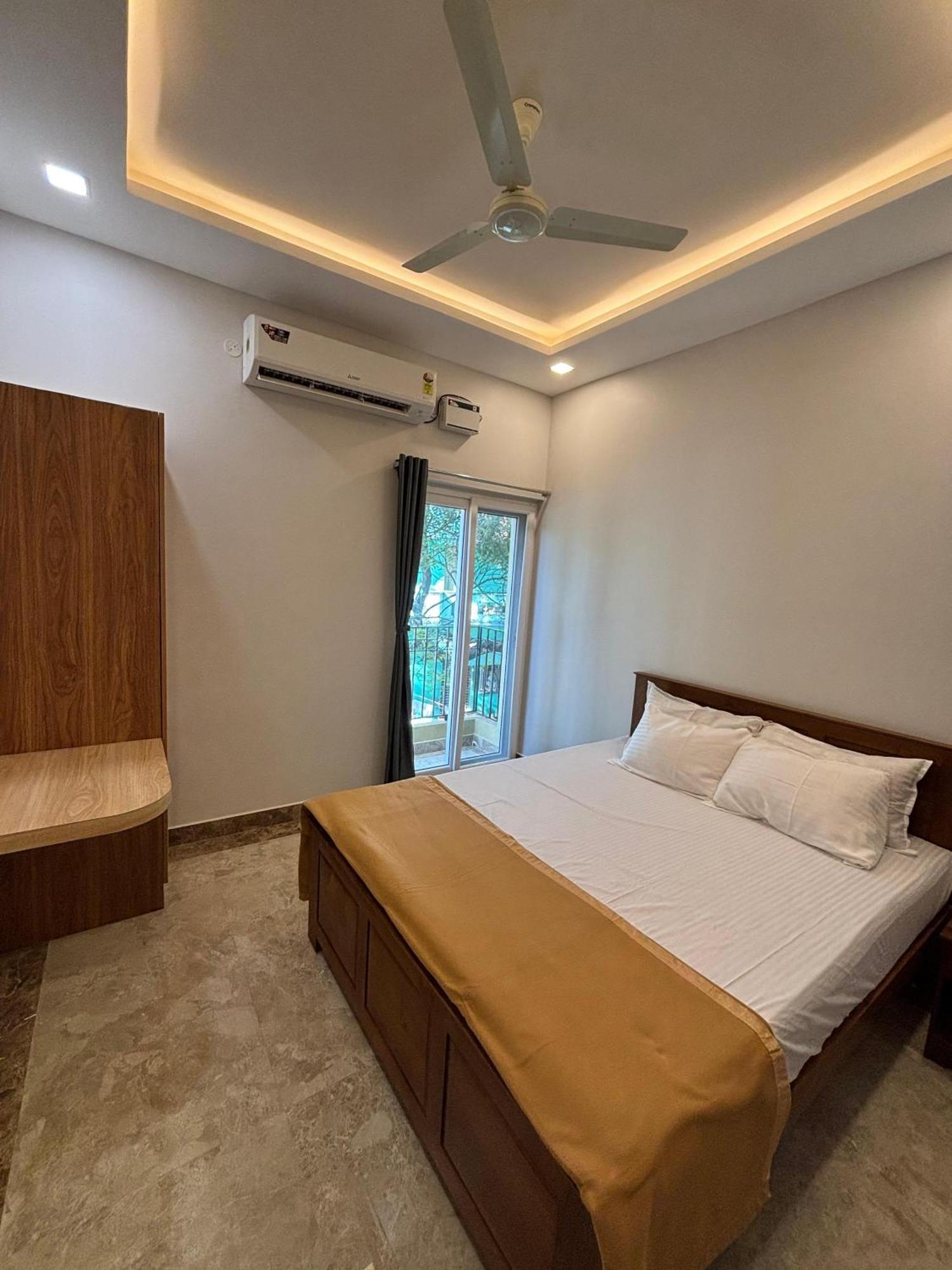 Srirangam Nandavanam Service Apartment *