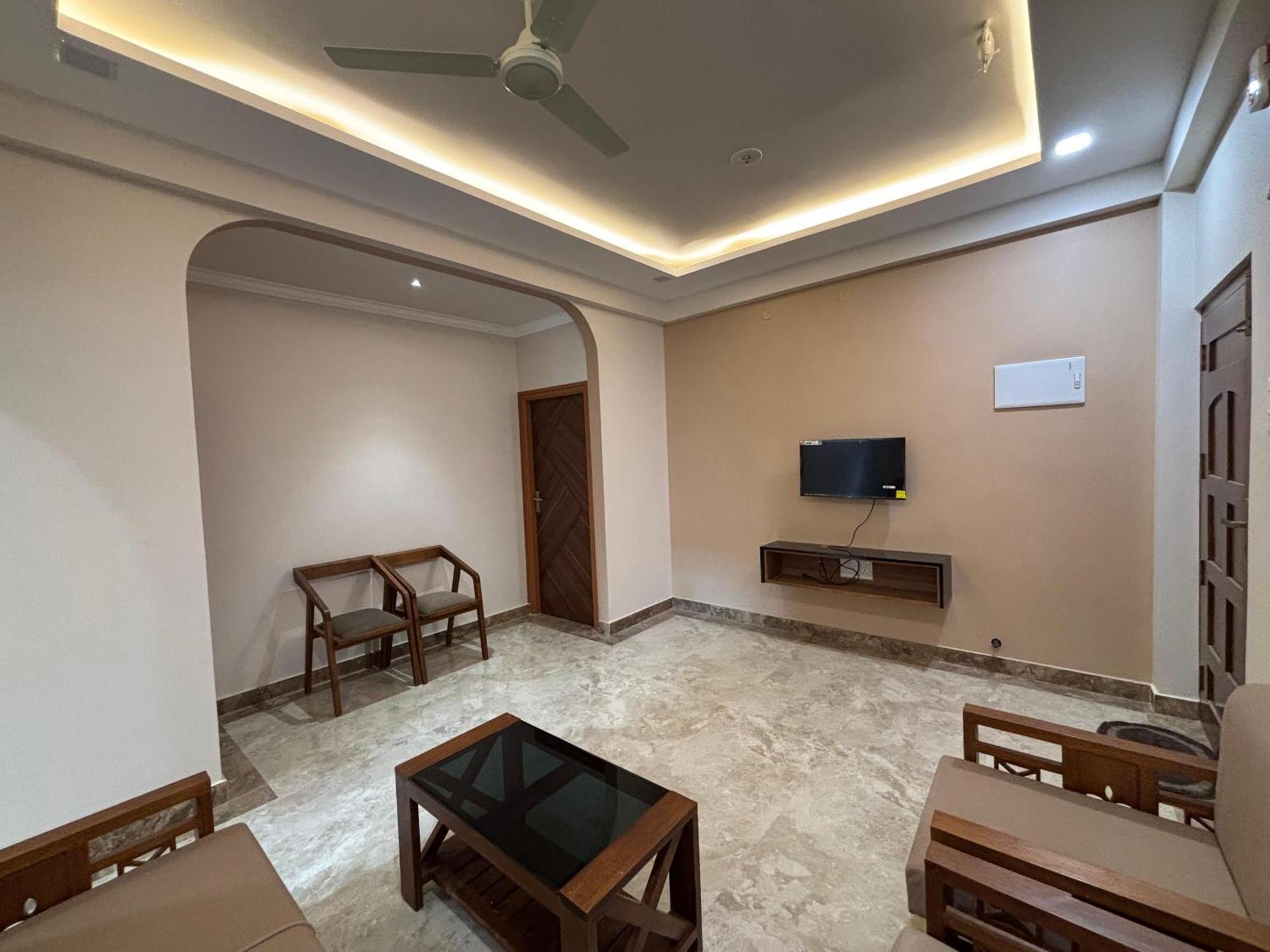 Apartment Srirangam Nandavanam Service