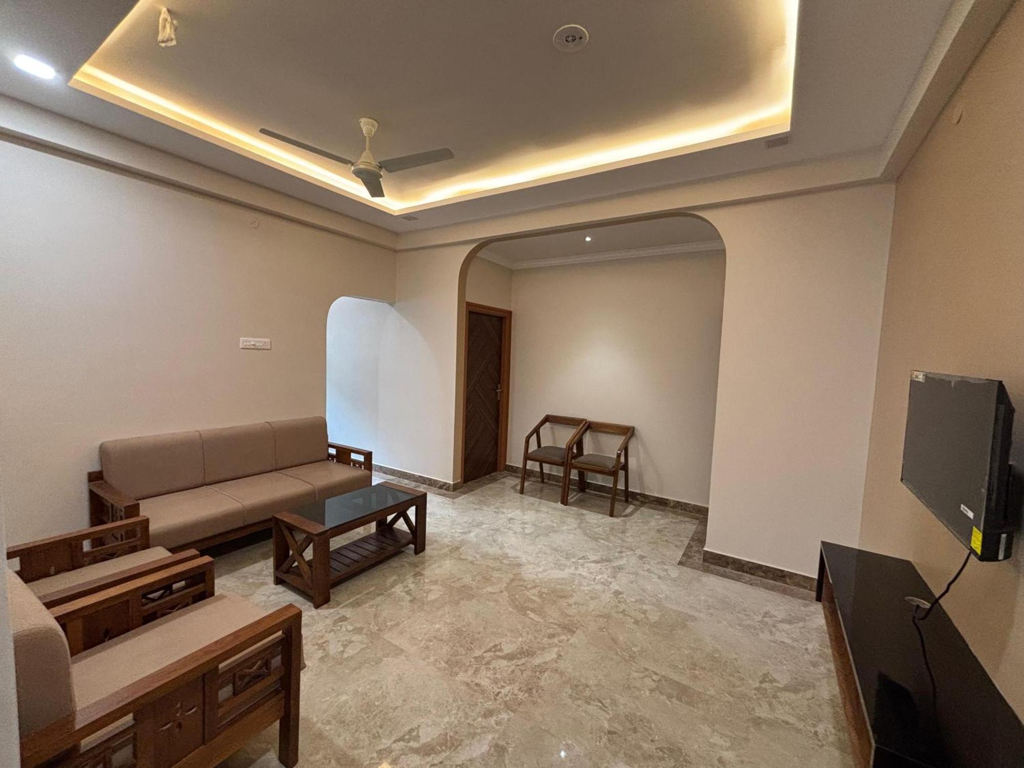 Srirangam Nandavanam Service Apartment Tiruchirappalli